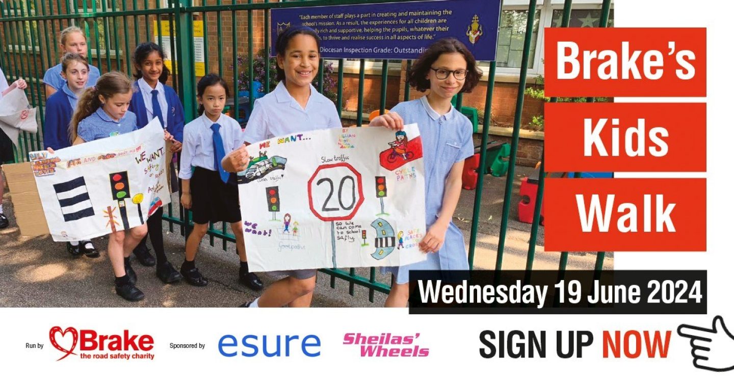 Social block sign up no branding rectangle light blue esure