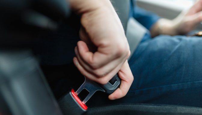 Shutterstock 1044016312 seat belt small